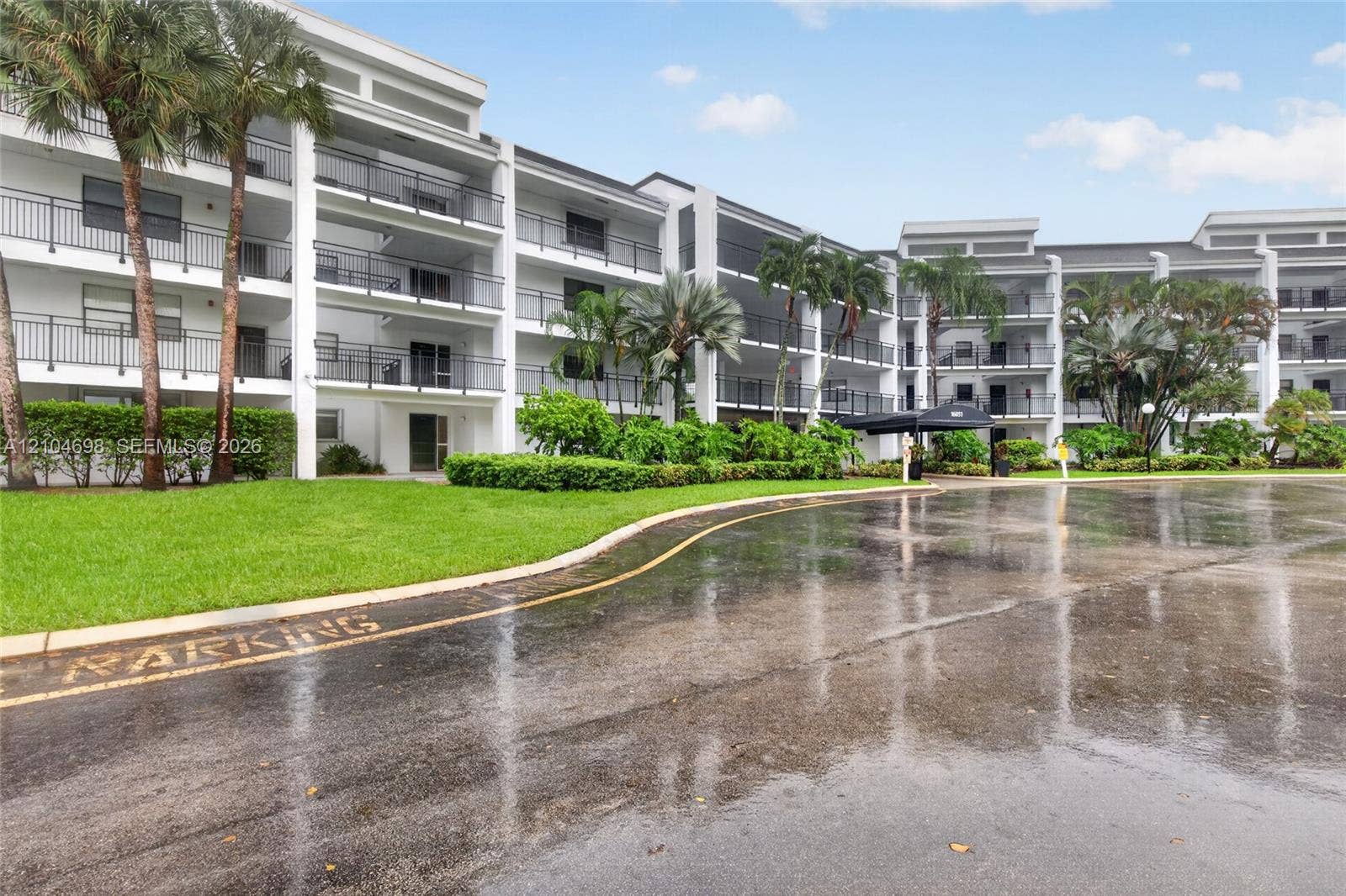 16051 Blatt Boulevard, #106, Weston, FL 33326 Photo 2