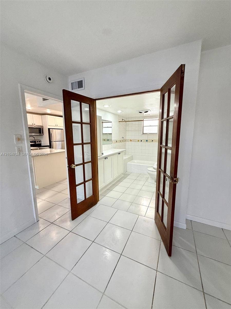 20111 NE 27th Court, #K107, Aventura, Aventura, FL 33180 Photo 17