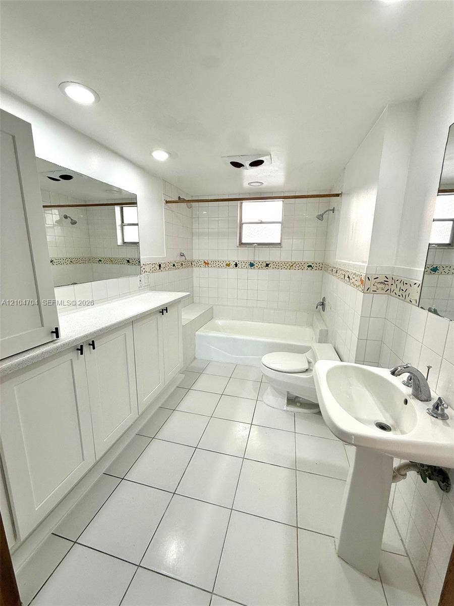 20111 NE 27th Court, #K107, Aventura, Aventura, FL 33180 Photo 18