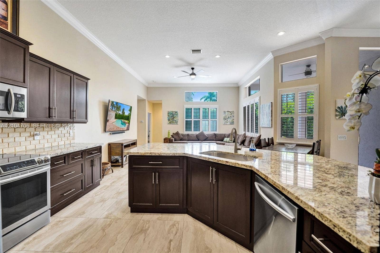 2390 Pheasant Lane, Weston, FL 33327 Photo 12