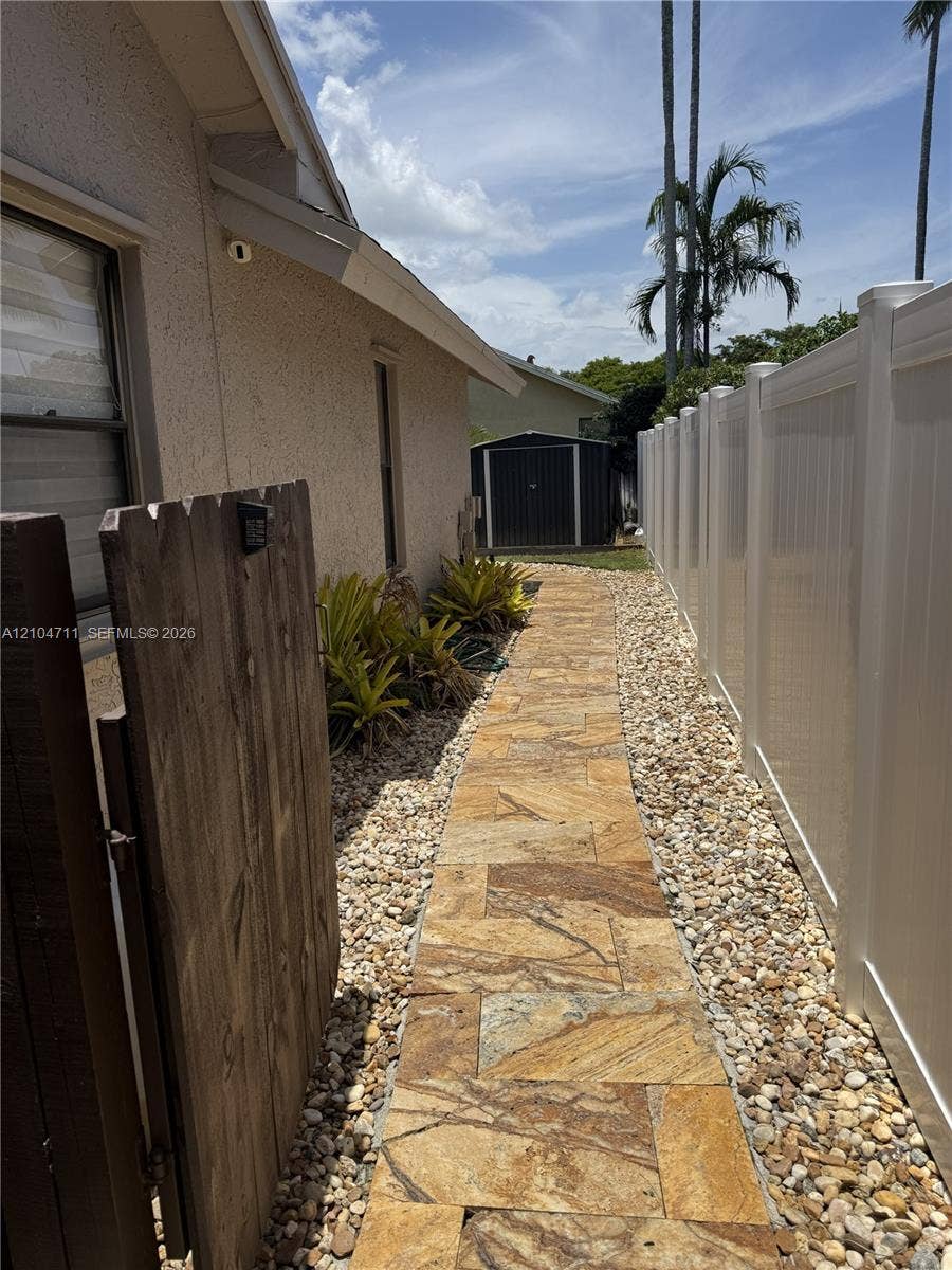 8765 SW 58th Street, Cooper City, FL 33328 Photo 10