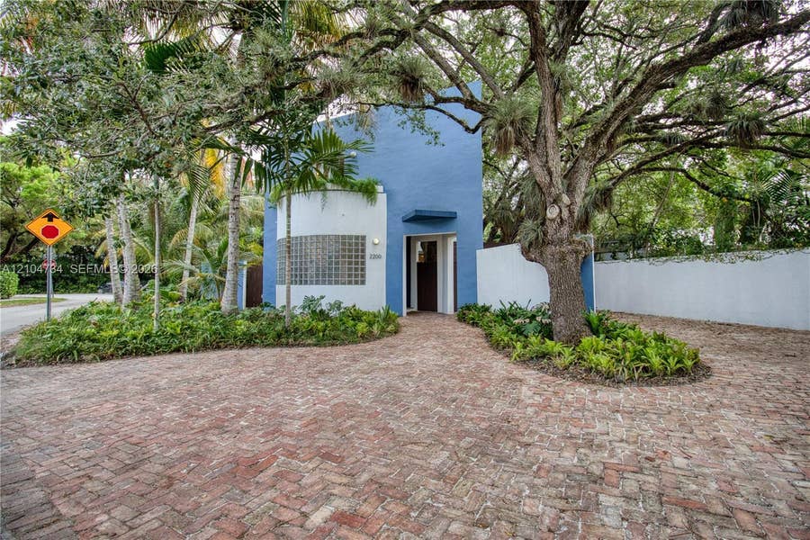 Property photo for 2200 Lincoln Avenue, Miami, FL