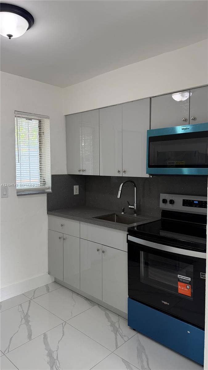 2162 NW 23rd Avenue, #2, Miami, Miami, FL 33142 Photo 3