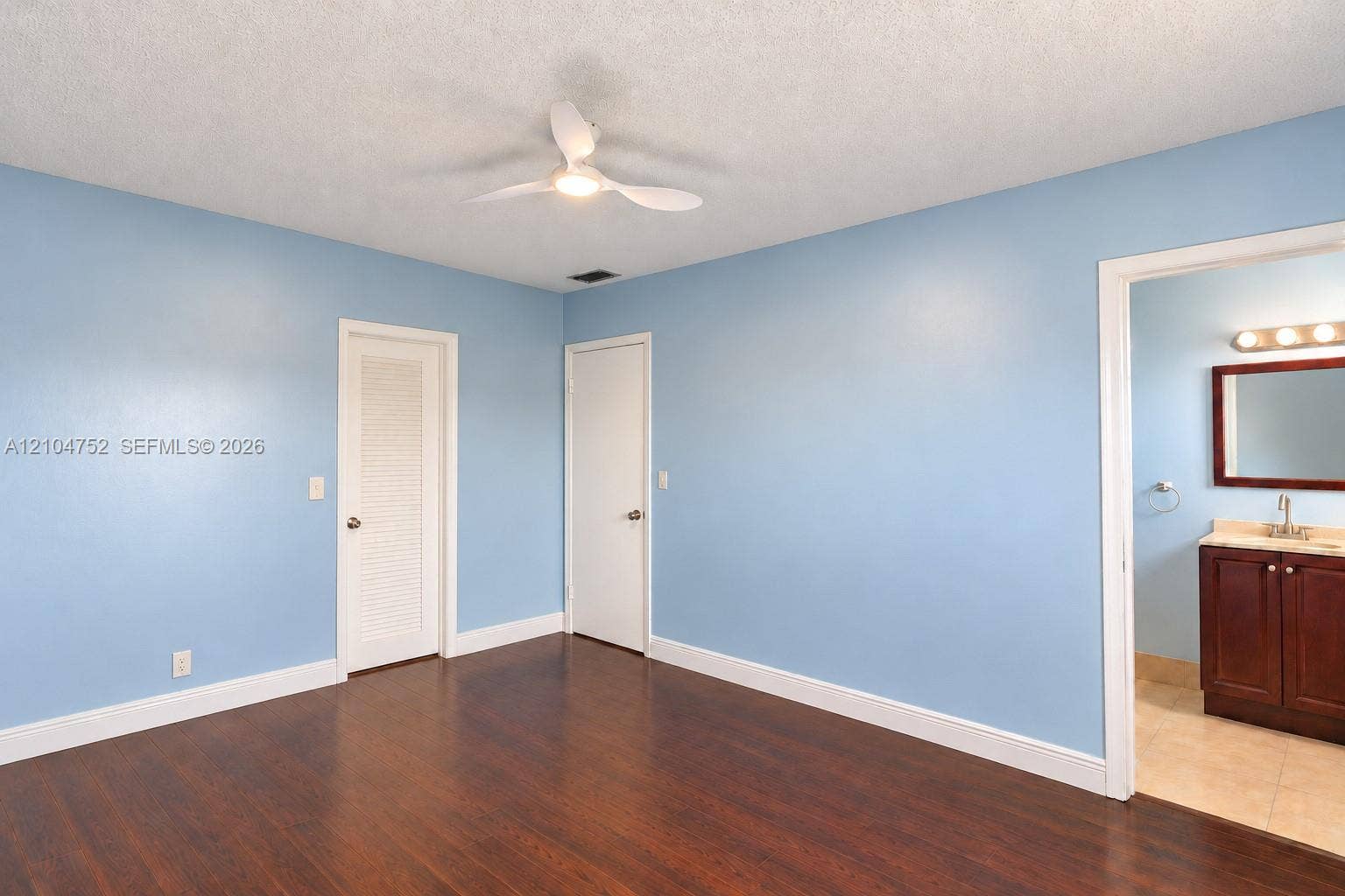 412 S Luna Court, #9, Hollywood, FL 33021 Bedroom 1 and bathroom connection