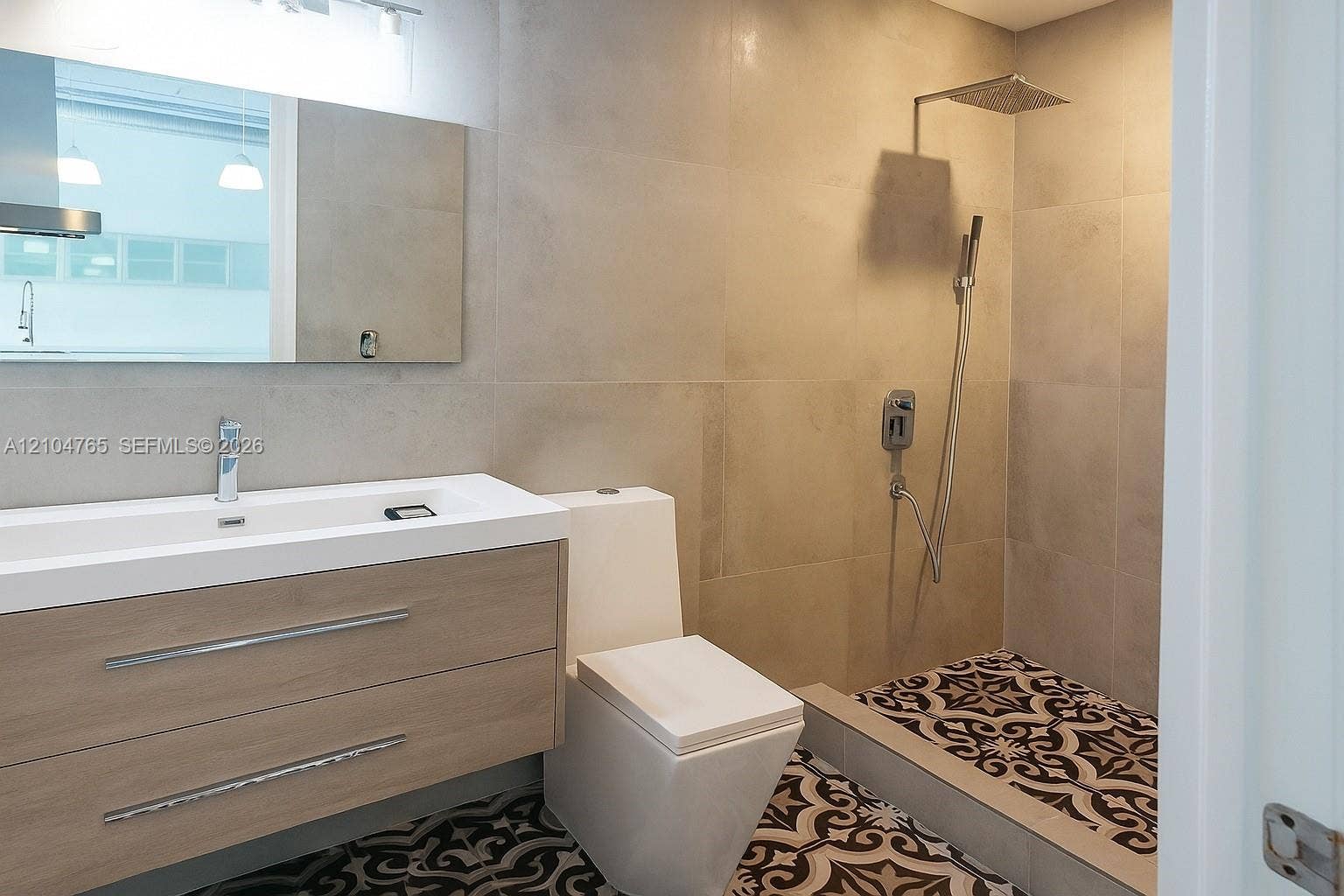 10 S River Drive, #1202, Miami, FL 33130 Photo 16