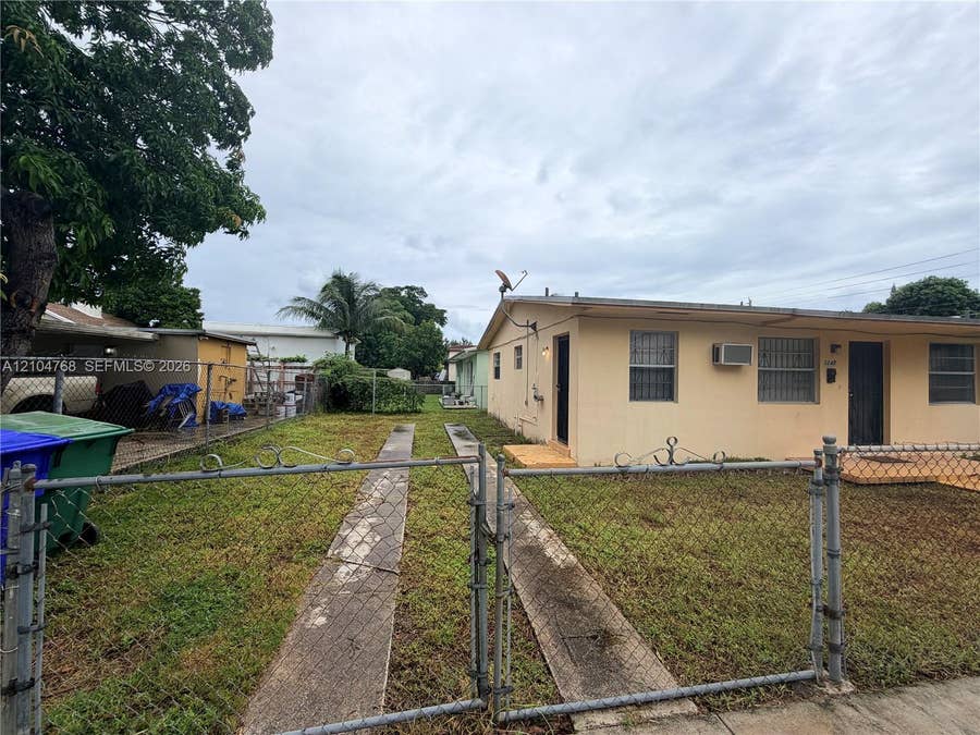 Property photo for Miami, FL