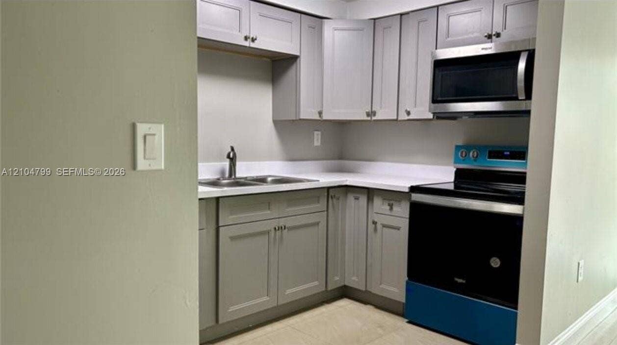 5917 SW 36th Court, #12, Davie, Davie, FL 33314 Photo 3