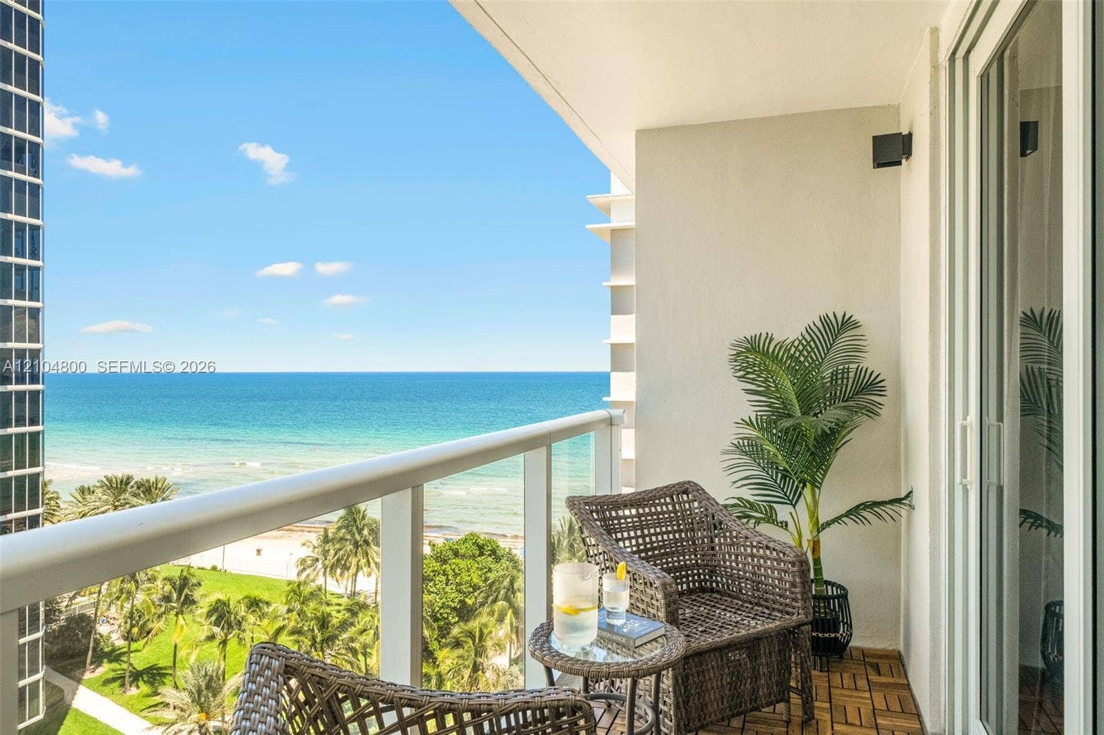 19201 Collins Avenue, #924, Sunny Isles Beach, Sunny Isles Beach, FL 33160 Photo 14