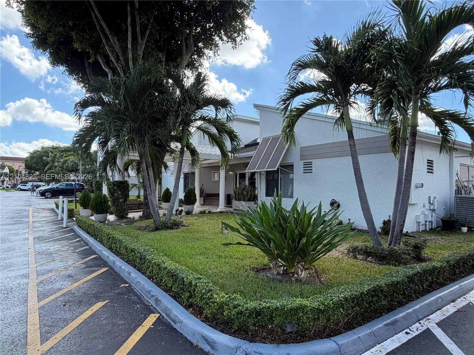 6740 NW 175th Lane, #F-20, Hialeah, Hialeah, FL 33015 Photo 2