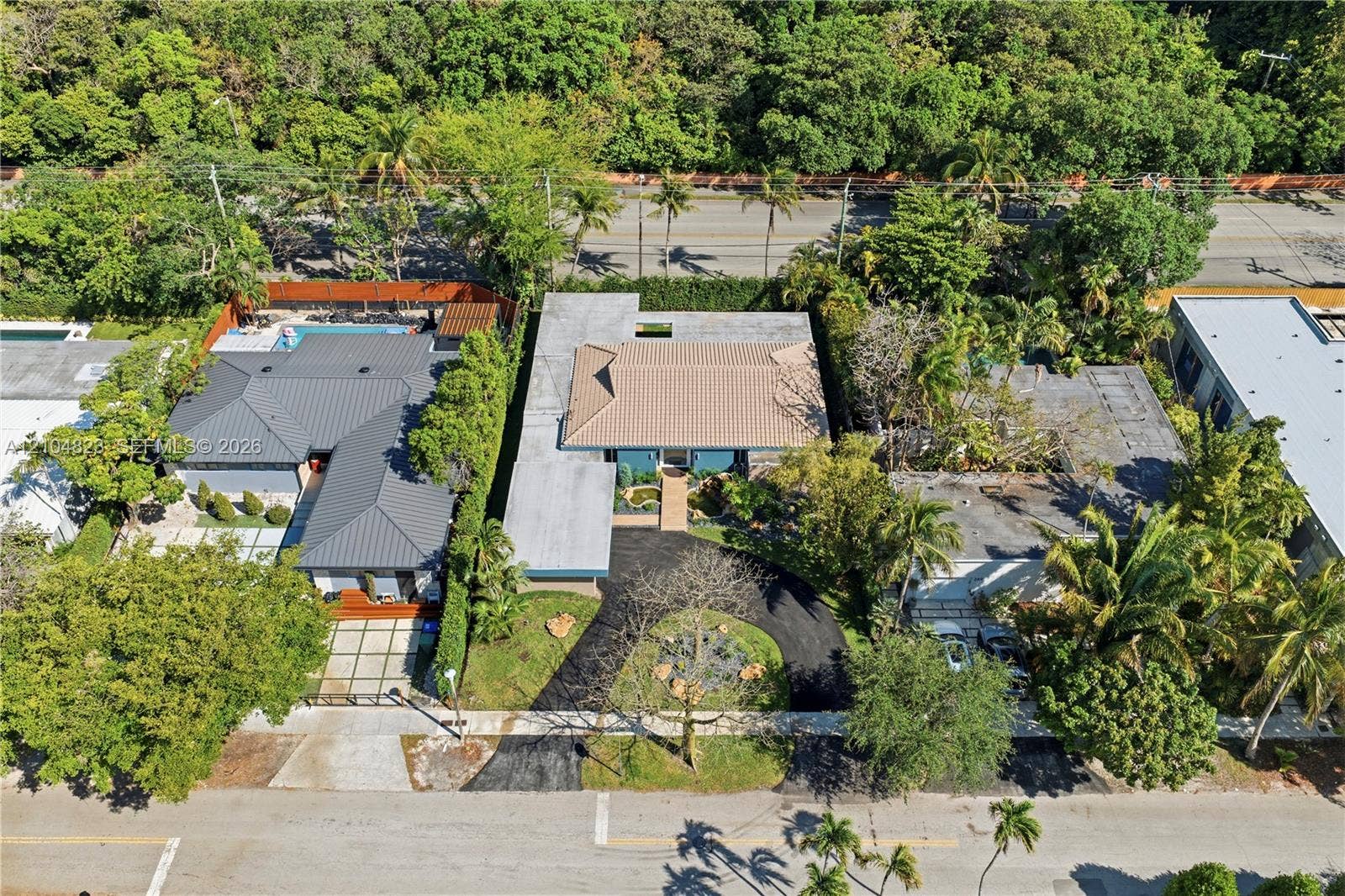 291 E Shore Drive E, Miami, FL 33133 Photo 56