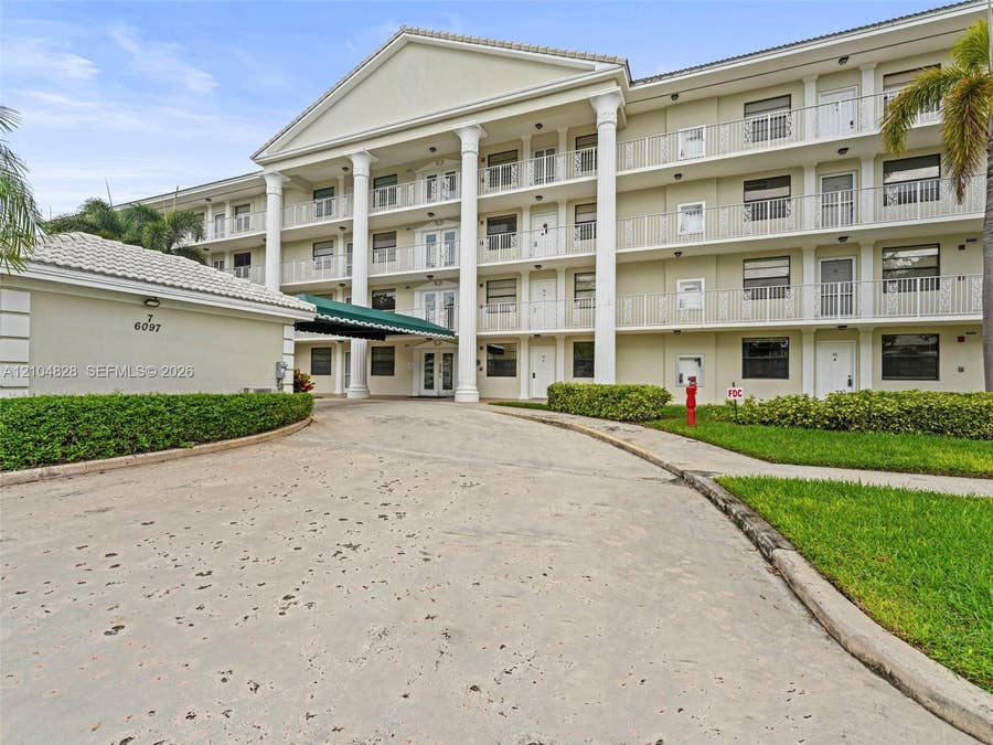 Property photo for Boca Raton, FL