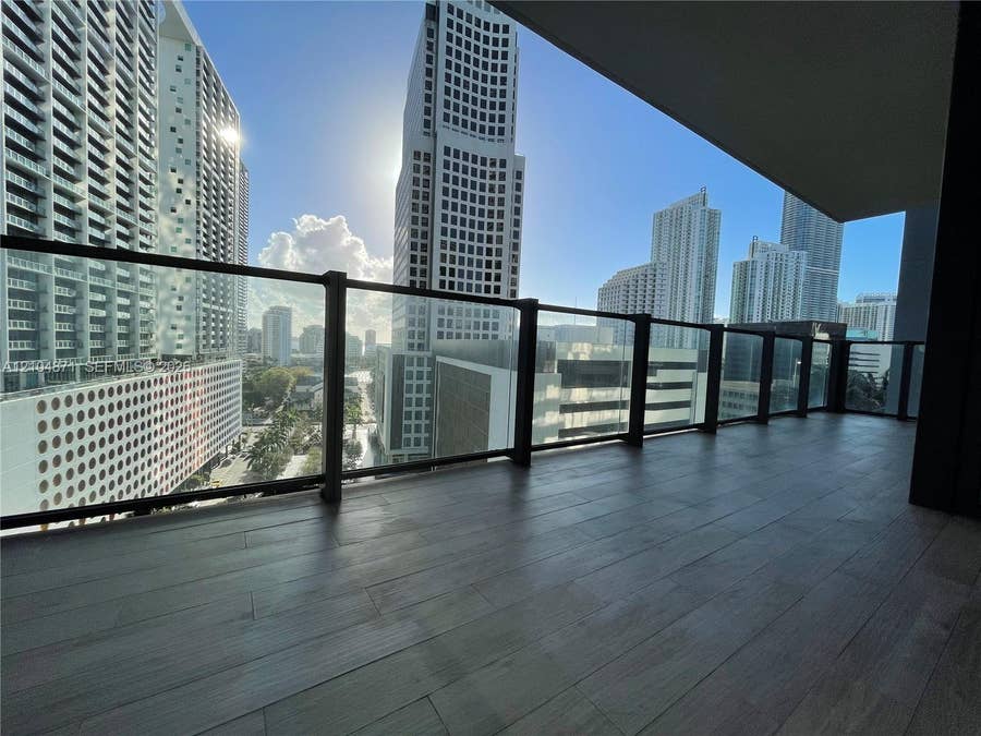 Property photo for 68 SE 6th Street, #909, Miami, FL