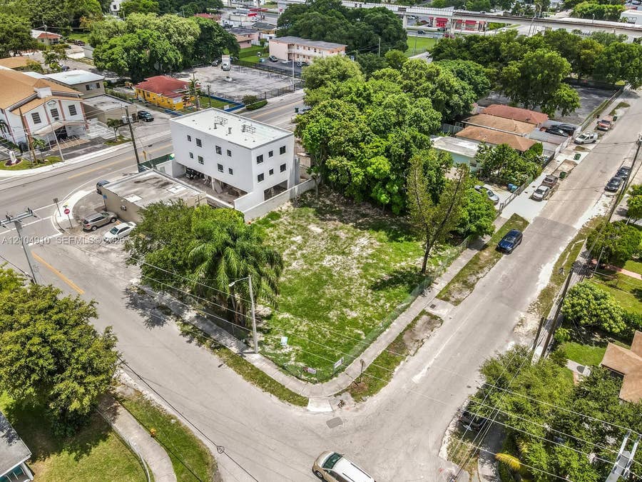 Property photo for 2895 NW 45th Street, Miami, FL