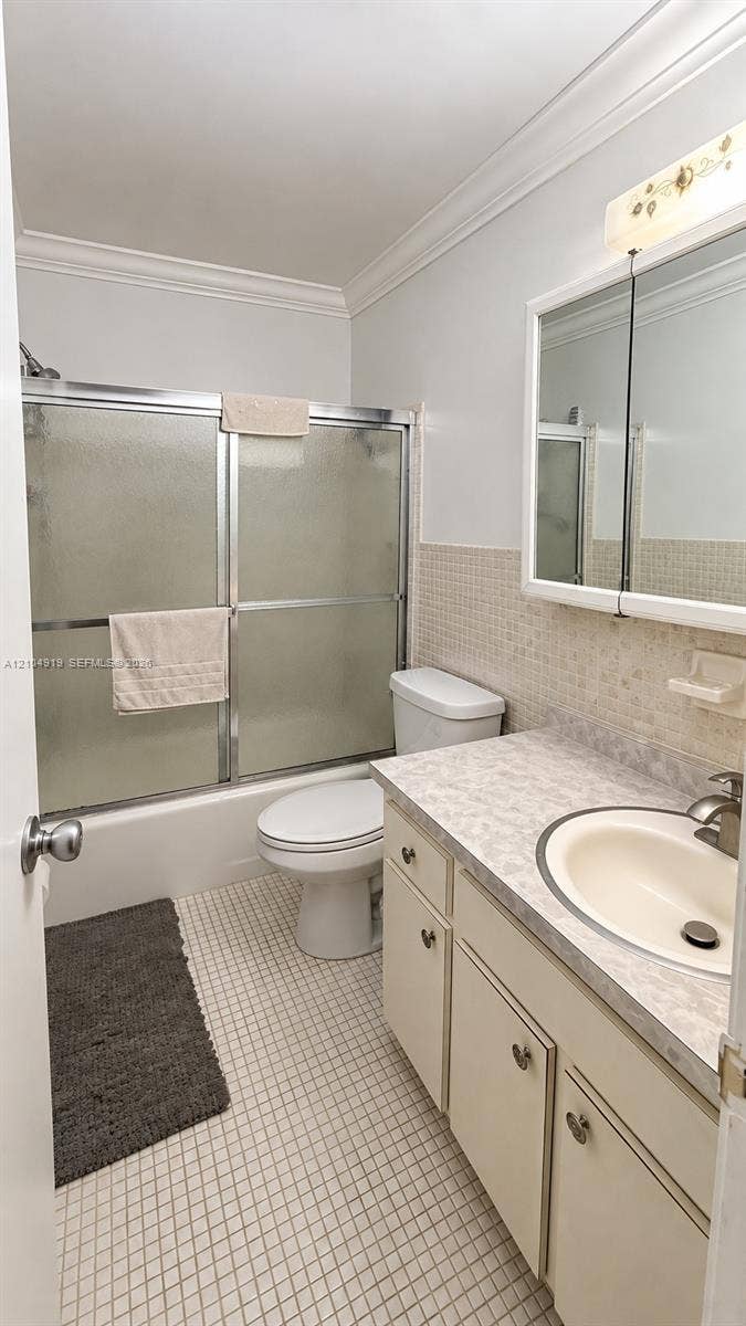 18605 Atlantic Boulevard, Sunny Isles Beach, FL 33160 Photo 12