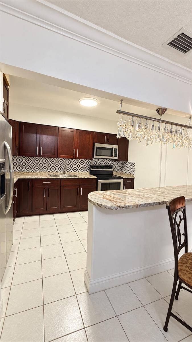 18605 Atlantic Boulevard, Sunny Isles Beach, FL 33160 Photo 7