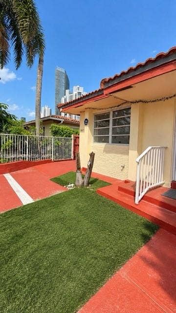 18605 Atlantic Boulevard, Sunny Isles Beach, FL 33160 Photo 5