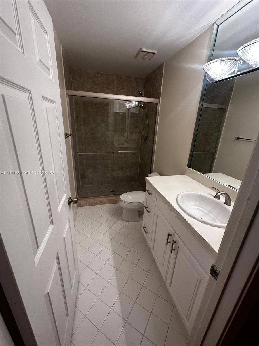 7671 W Courtyard Run W, Boca Raton, FL 33433 Photo 11