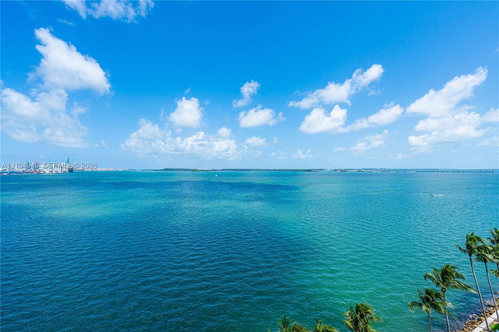 808 Brickell Key Drive, #1006, Miami, FL 33131 Photo 11