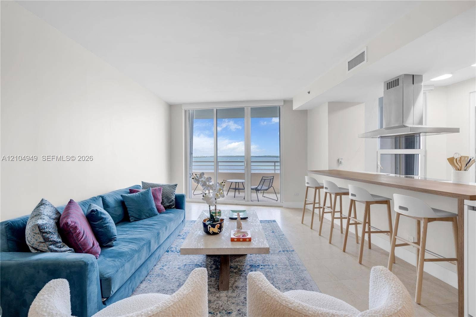 808 Brickell Key Drive, #1006, Miami, FL 33131 Photo 3