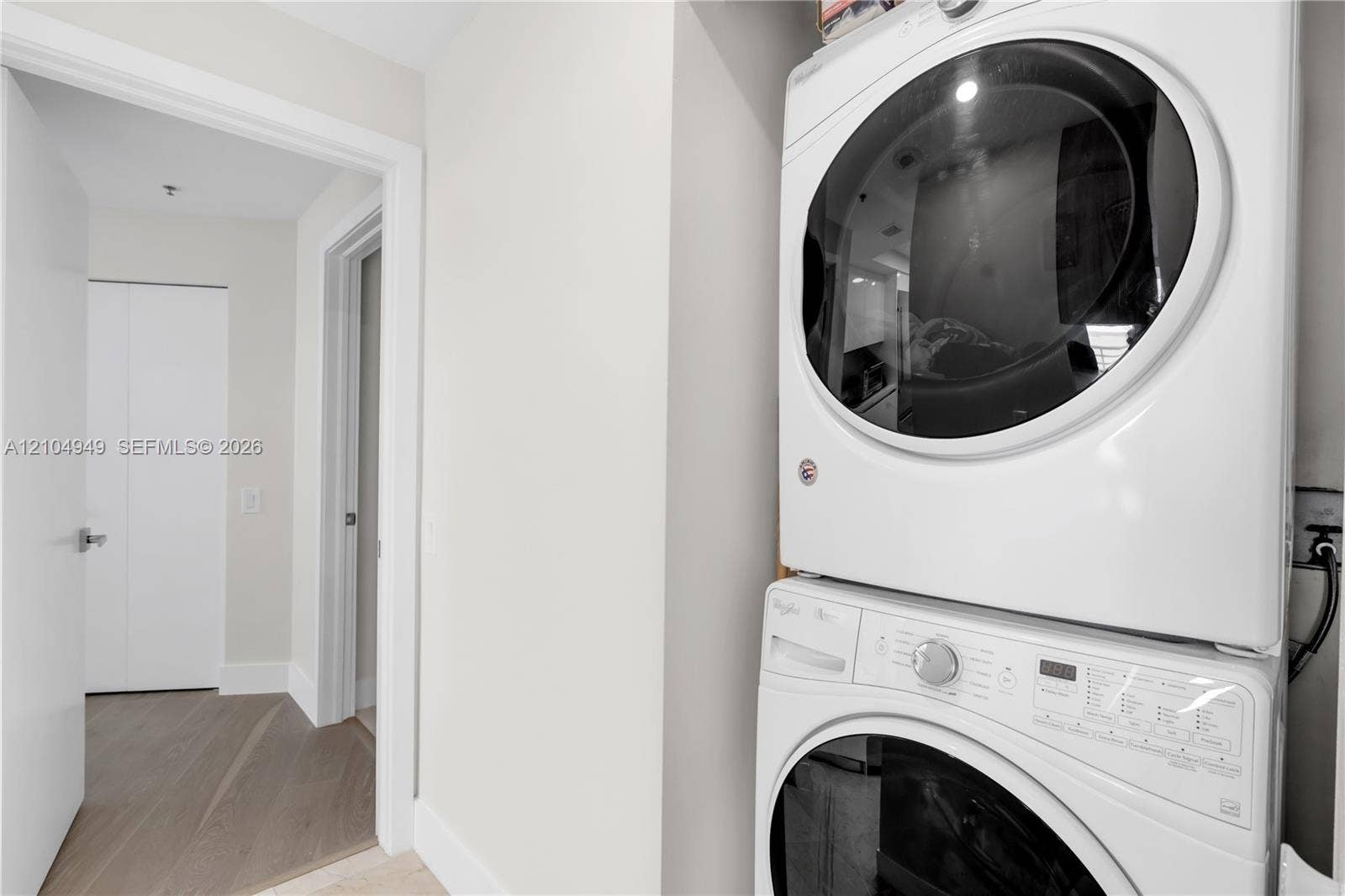 808 Brickell Key Drive, #1006, Miami, FL 33131 Photo 21