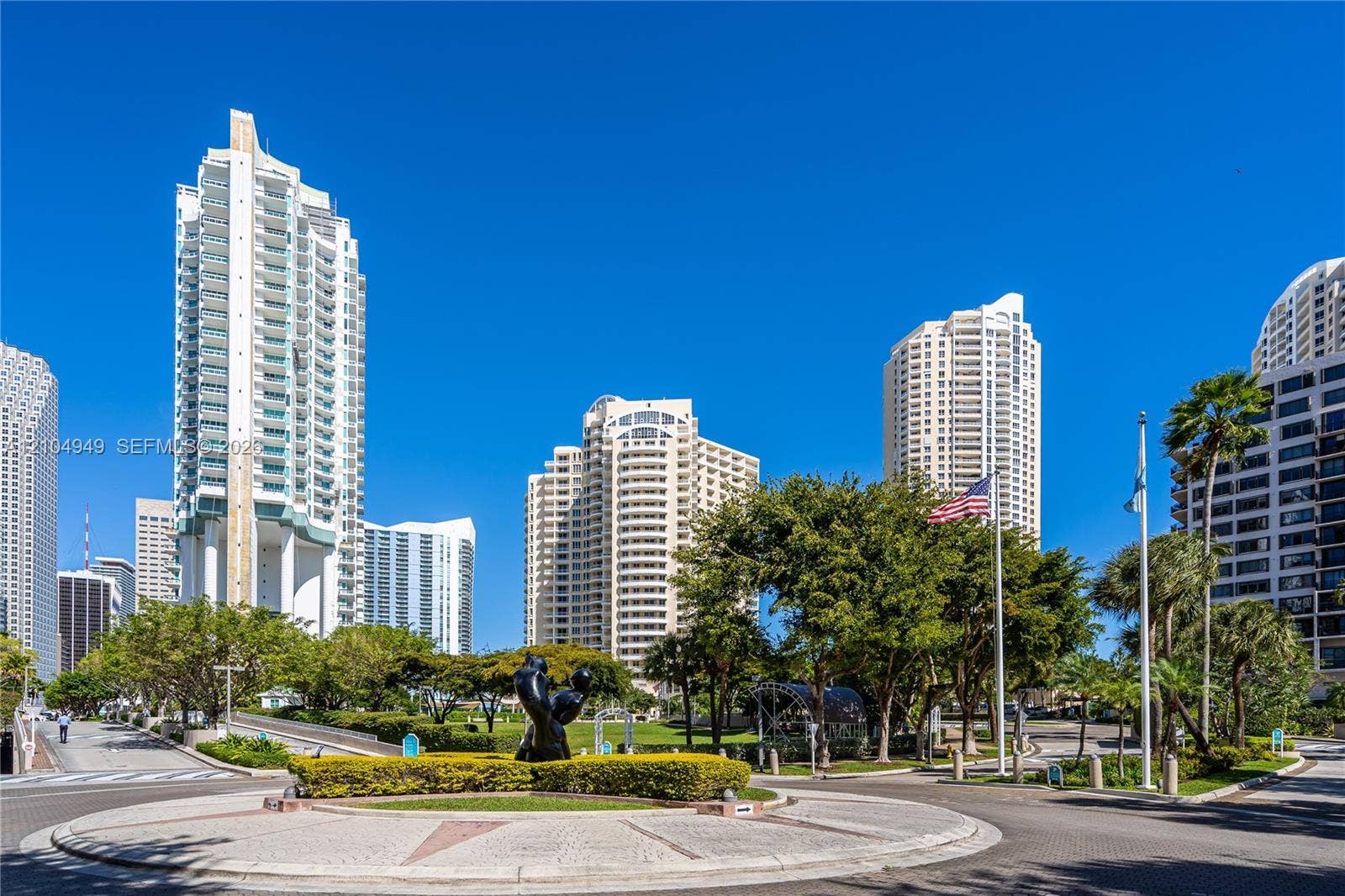 808 Brickell Key Drive, #1006, Miami, FL 33131 Photo 34