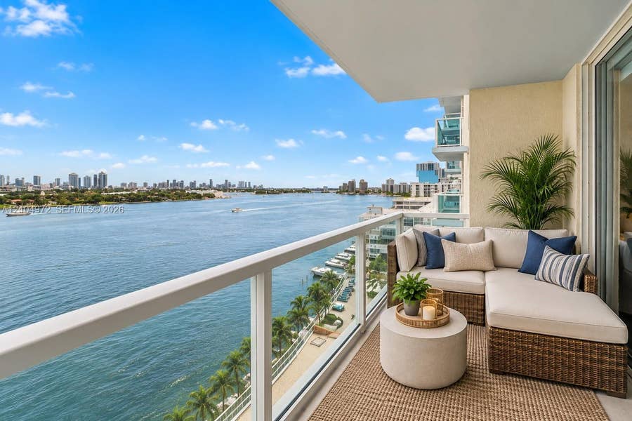 Property photo for 650 West Avenue, #1507, Miami Beach, FL