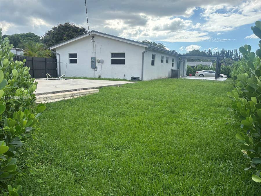 Property photo for Davie, FL