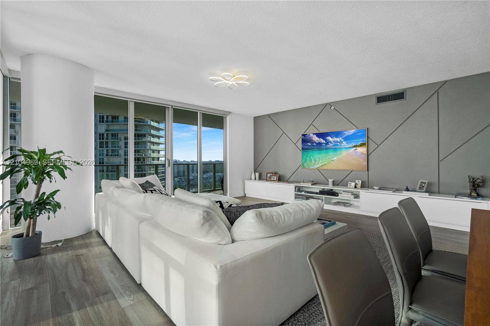 300 Sunny Isles Boulevard, #4-1802, Sunny Isles Beach, FL 33160 Photo 32