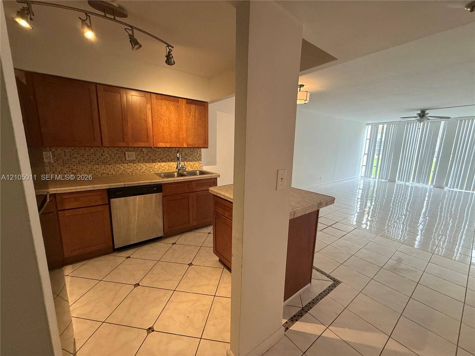 851 Three Islands Boulevard, #106, Hallandale Beach, Hallandale Beach, FL 33009 Photo 3