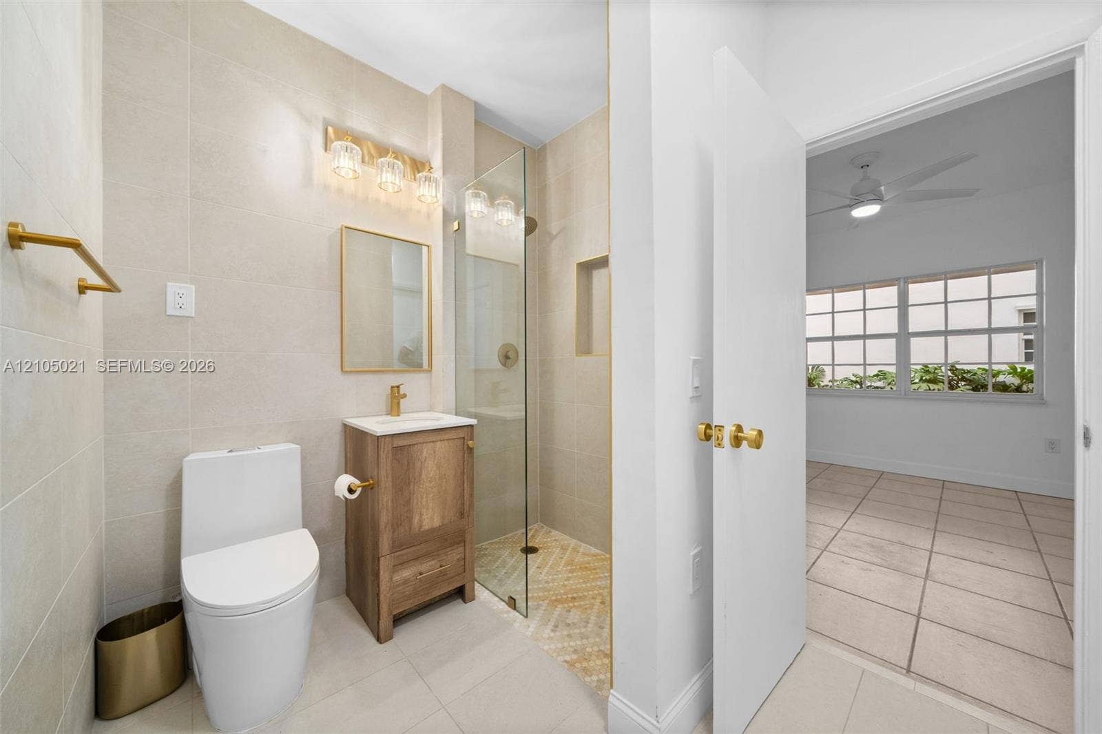 1457 Certosa Avenue, Coral Gables, FL 33146 Bathroom