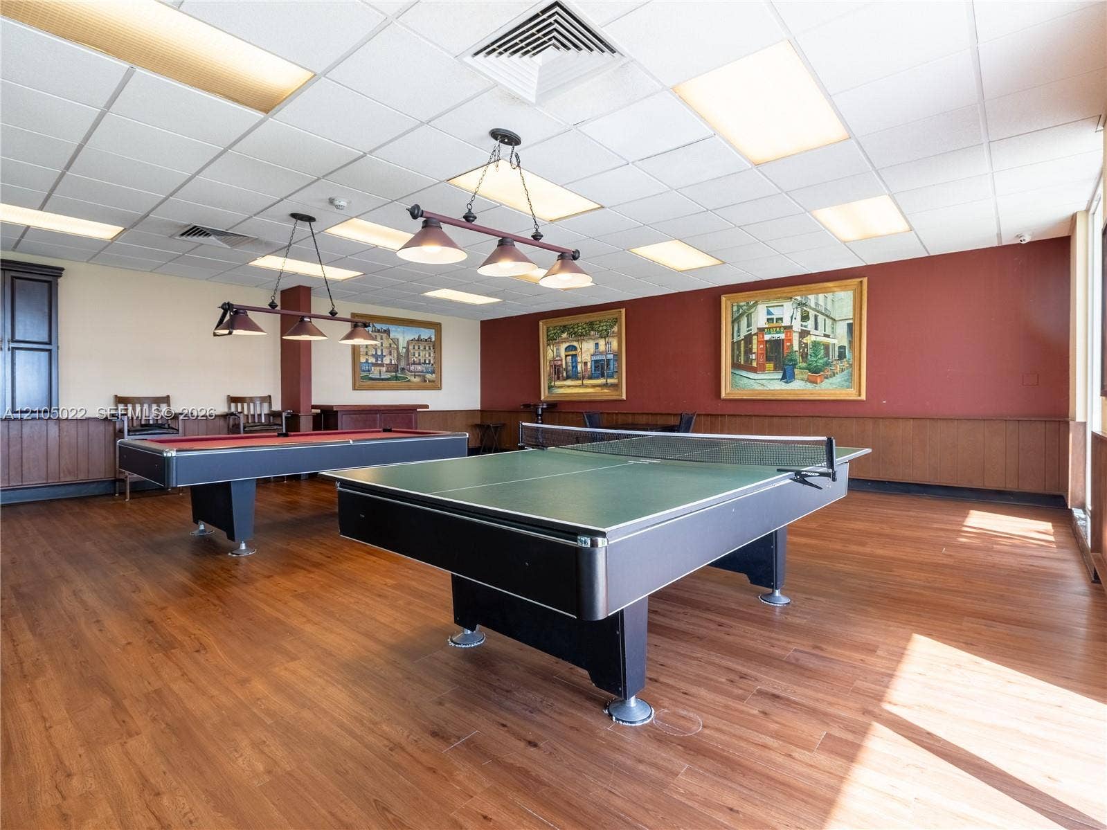 500 Bayview Drive, #1520, Sunny Isles Beach, Sunny Isles Beach, FL 33160 Recreation room featuring wood-finish flooring, a billiard table, a ping pong table, and track lighting