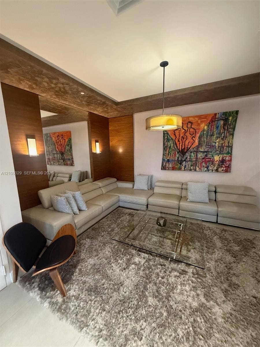 600 NE 27th Street, #1203, Miami, FL 33137 Common area