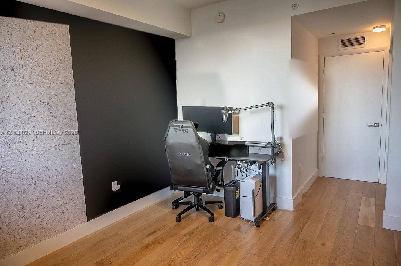 600 NE 27th Street, #1203, Miami, FL 33137 Wood-finish flooring with a smooth texture