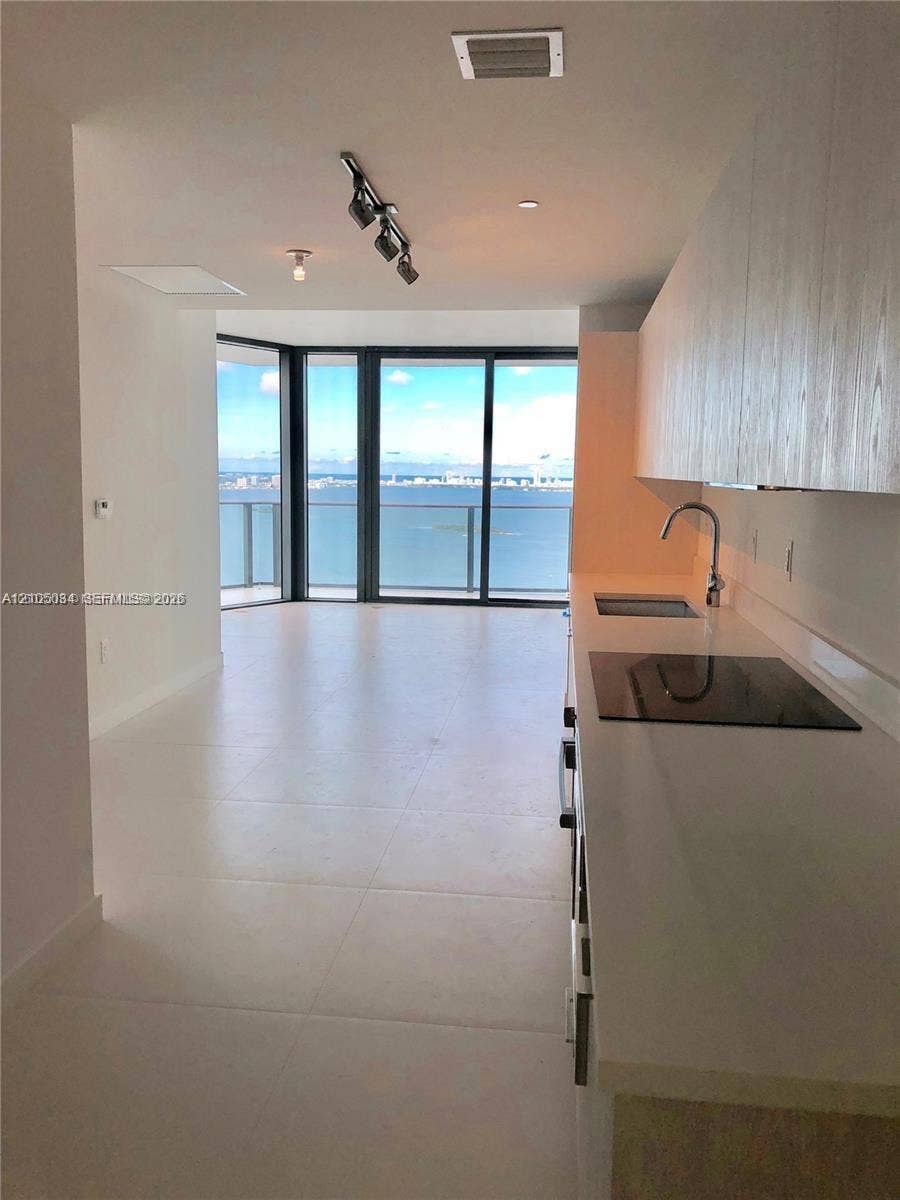 501 NE 31st Street, Miami, FL 33137 Photo 4