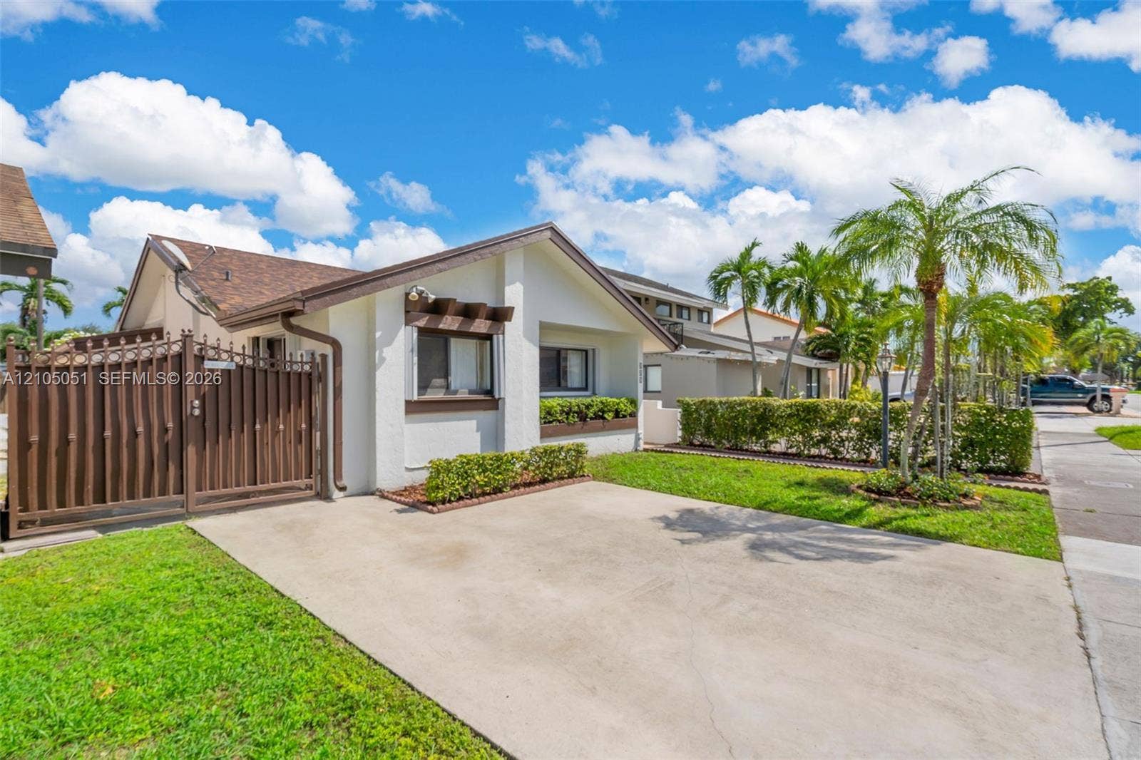 461 SW 89th Court, Miami, FL 33174 Photo 2