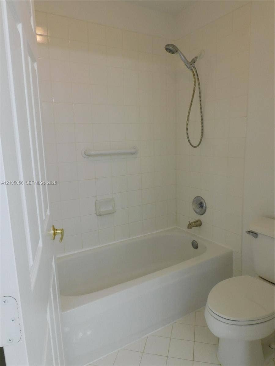 16729 Amber Lake, Weston, FL 33331 White ceramic tile flooring