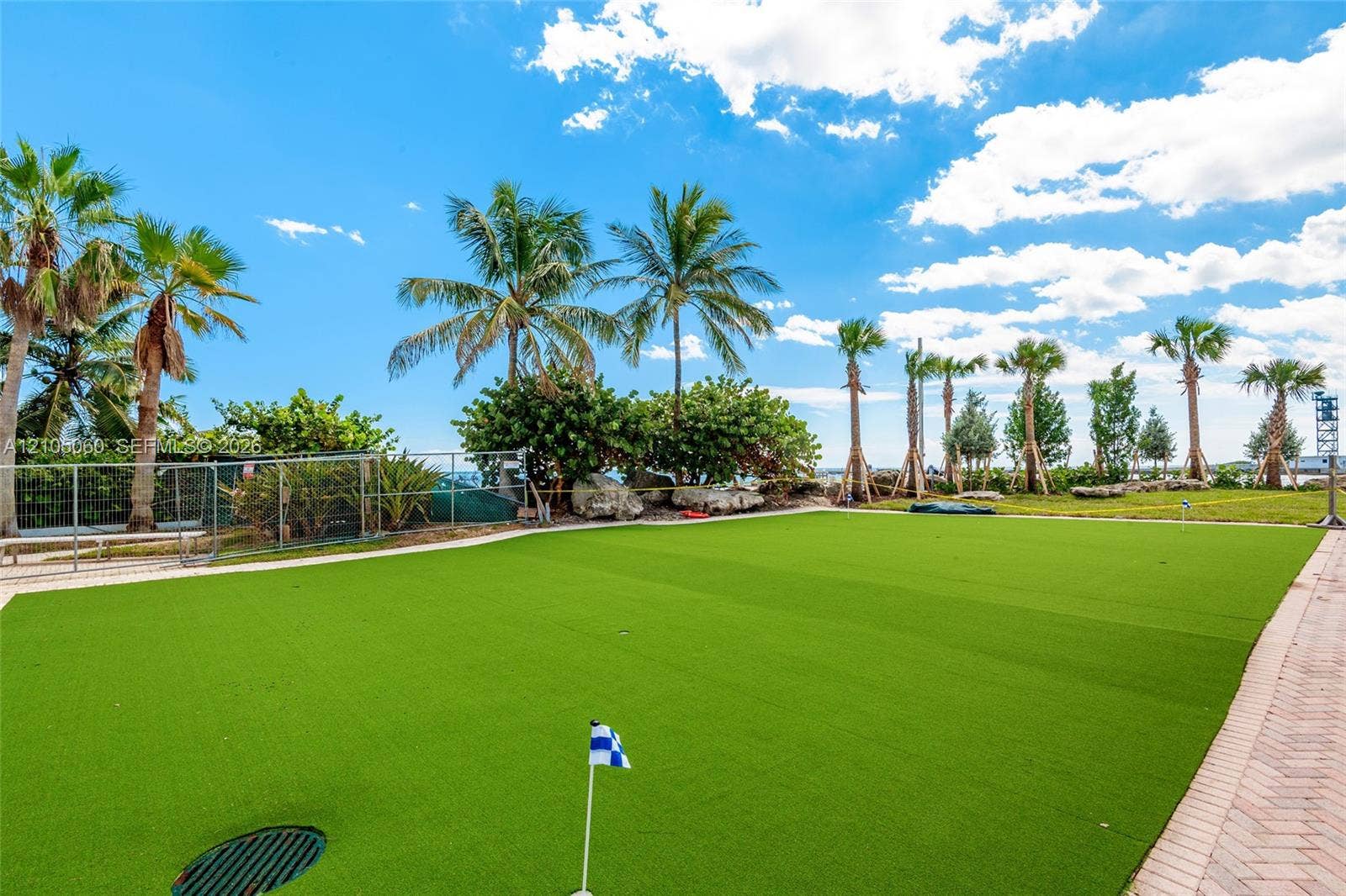 Putting green
