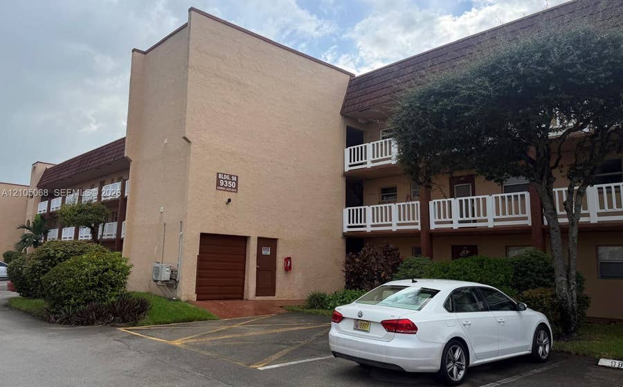 Property photo for 9350 Sunrise Lakes Boulevard, #201, Sunrise, FL