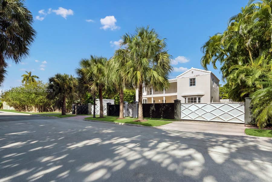 Property photo for 2534 Flamingo Drive, Miami Beach, FL