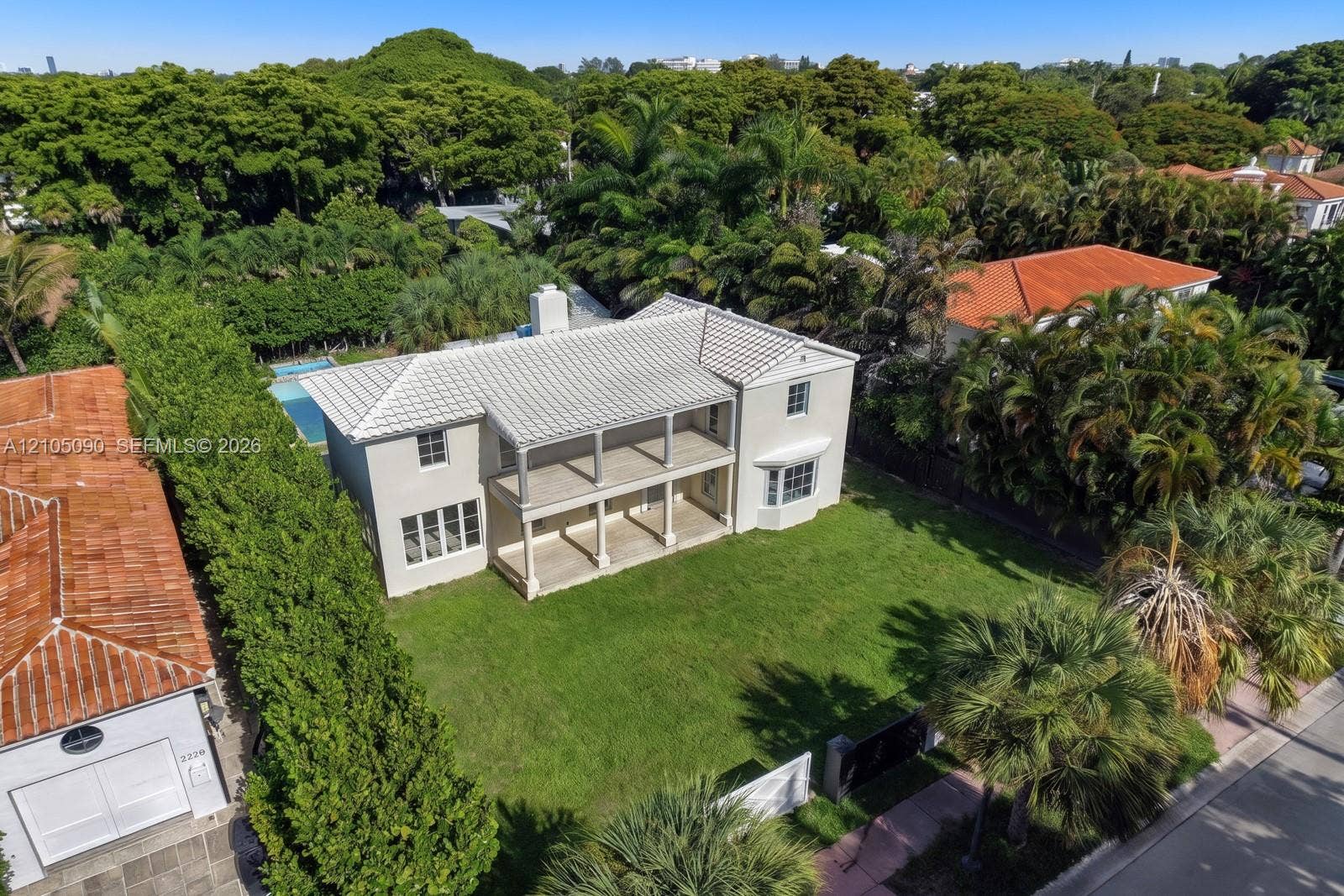 2534 Flamingo Drive, Miami Beach, FL 33140 Photo 4