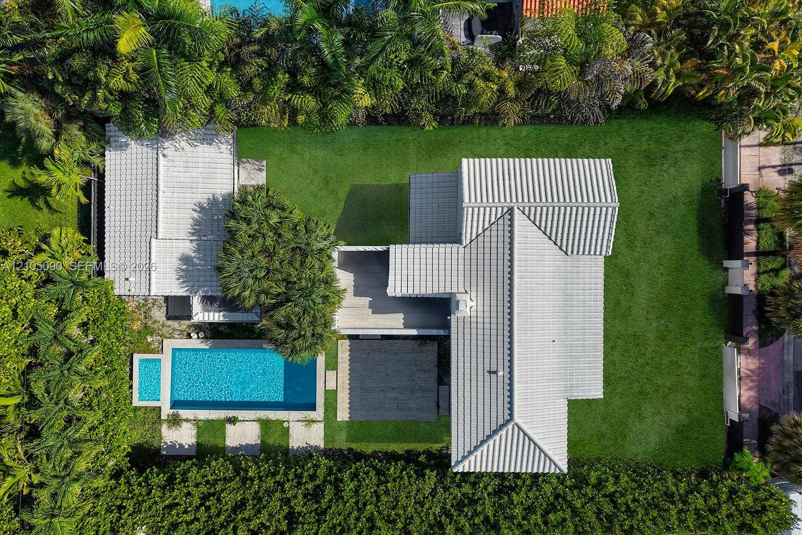 2534 Flamingo Drive, Miami Beach, FL 33140 A