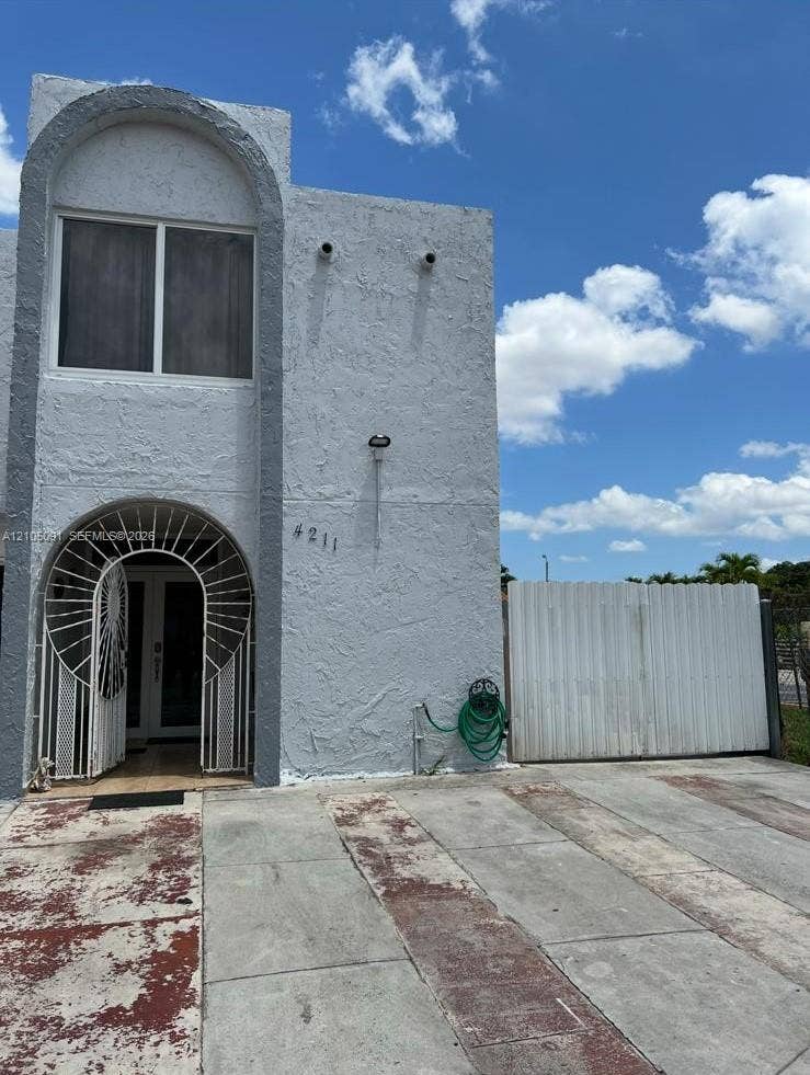 Property photo for 4211 W 10th Lane, Hialeah, FL