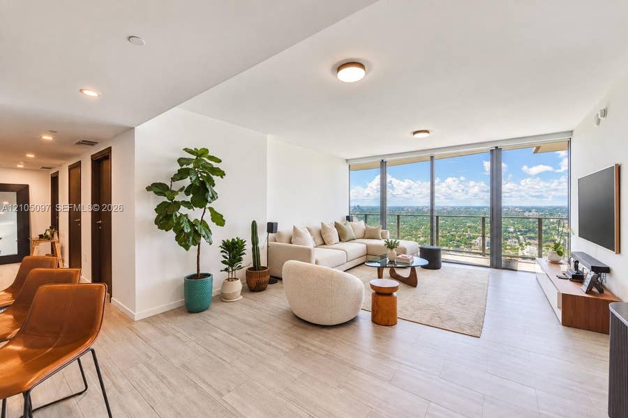 Property photo for 1000 Brickell Plaza, #4706, Miami, FL