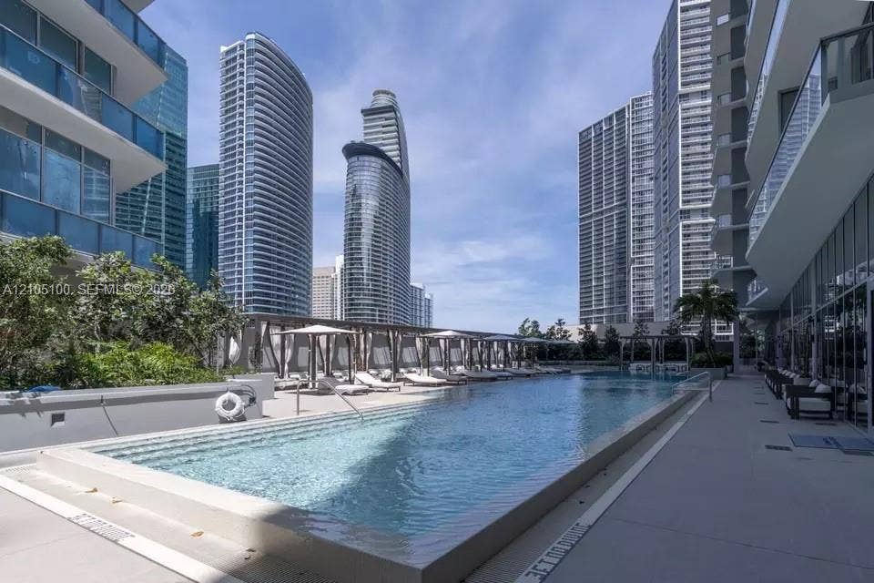 77 SE 5th Street, #2011, Miami, FL 33131 Photo 20