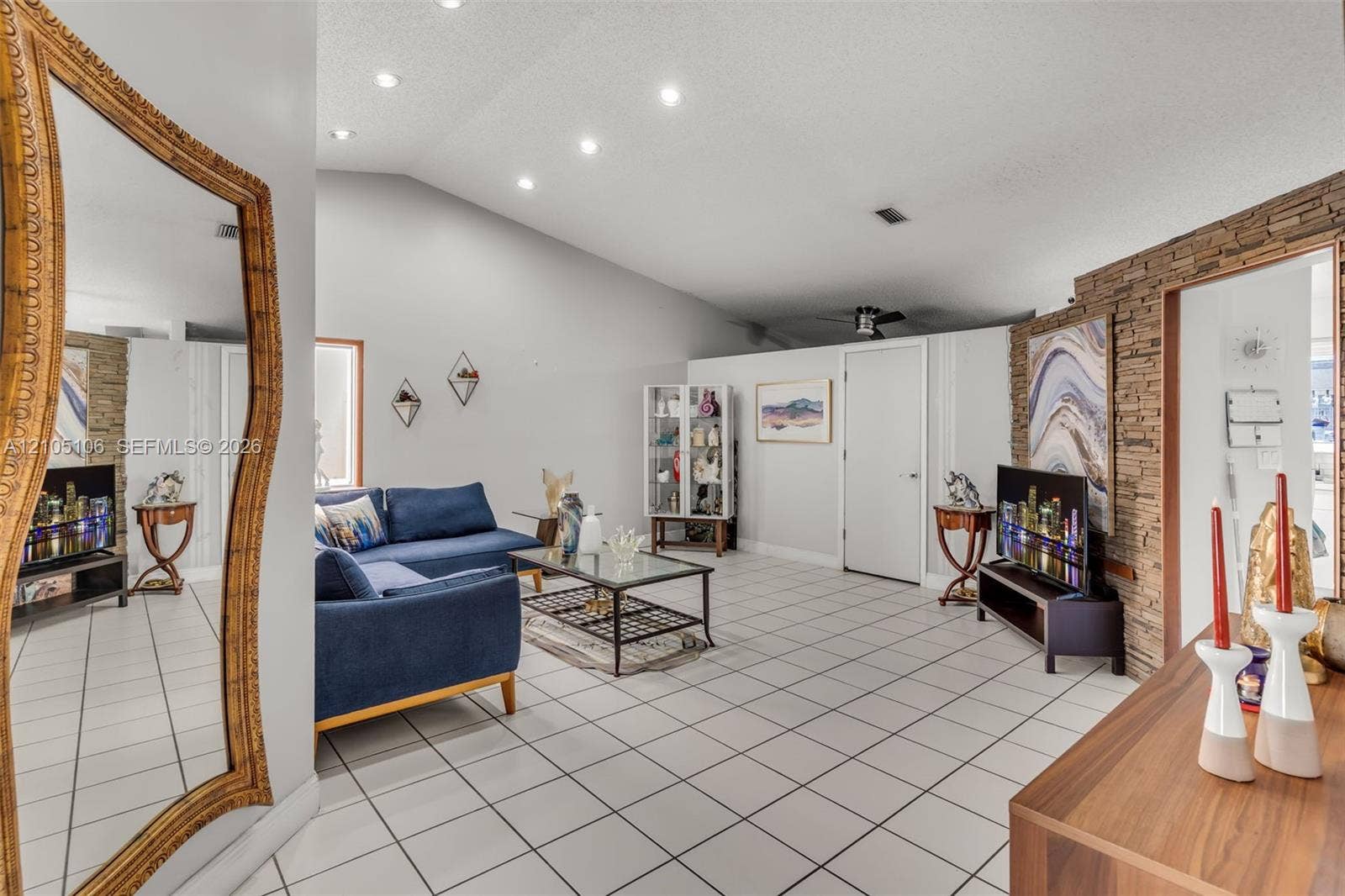 15762 SW 74th Street, Miami, FL 33193 Photo 4