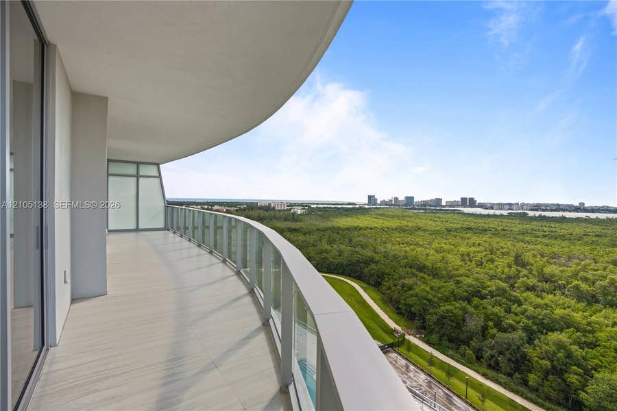 Property photo for 2411 Laguna Circle, #1505, North Miami, FL