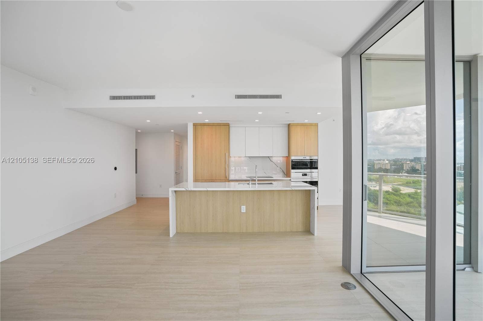 2411 Laguna Circle, #1505, North Miami, FL 33181 Photo 31