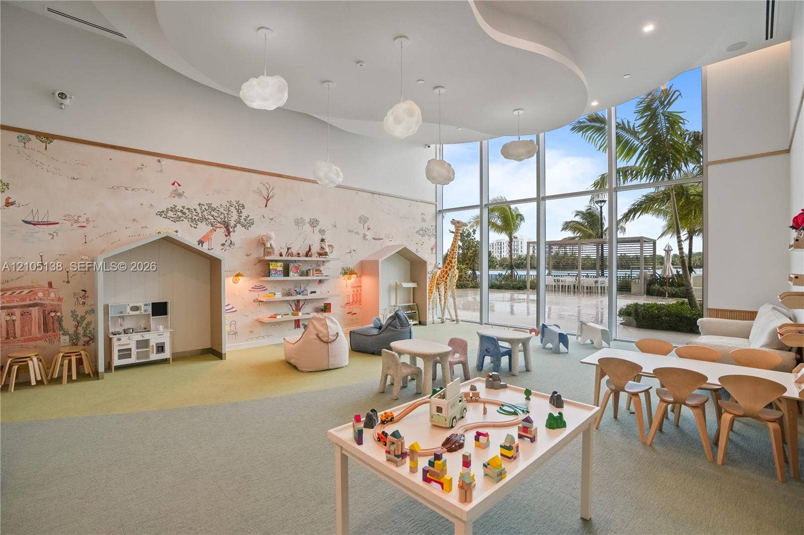 2411 Laguna Circle, #1505, North Miami, FL 33181 Photo 64