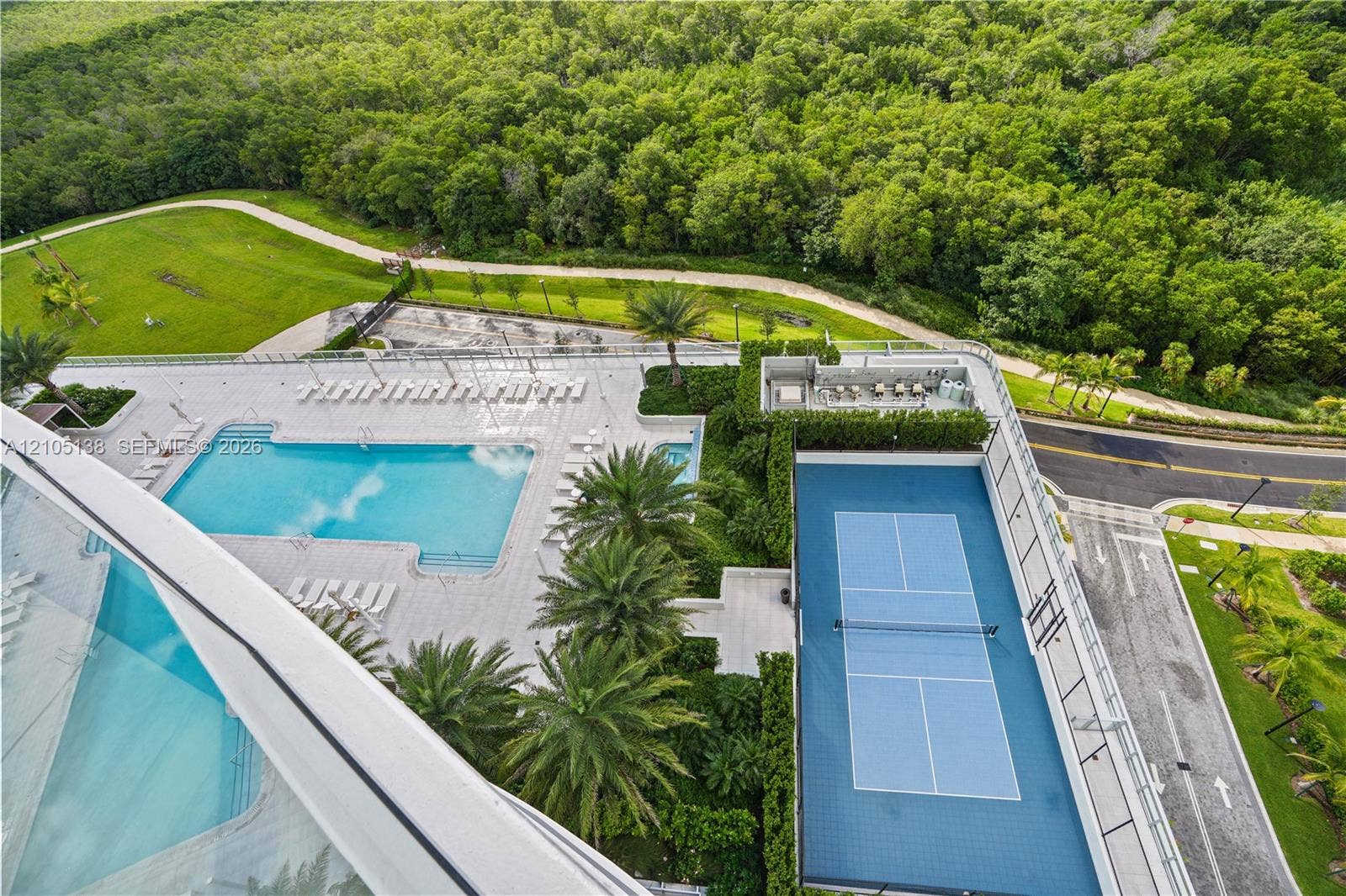 2411 Laguna Circle, #1505, North Miami, FL 33181 Photo 81