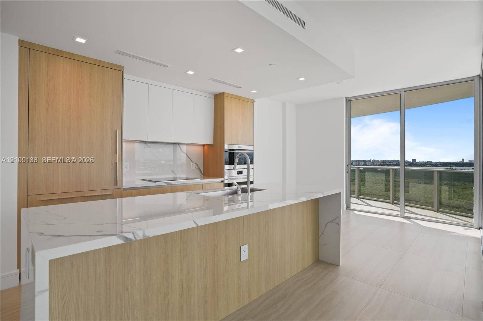 2411 Laguna Circle, #1505, North Miami, FL 33181 Photo 26